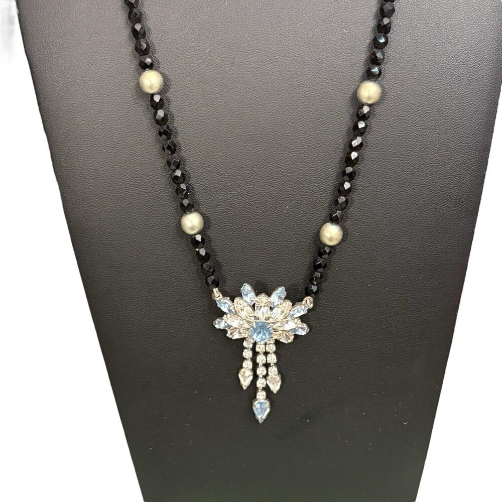 VTG Necklace Blue Black Clear Glass Faceted Bead Pendant Prong Set Silver Tone